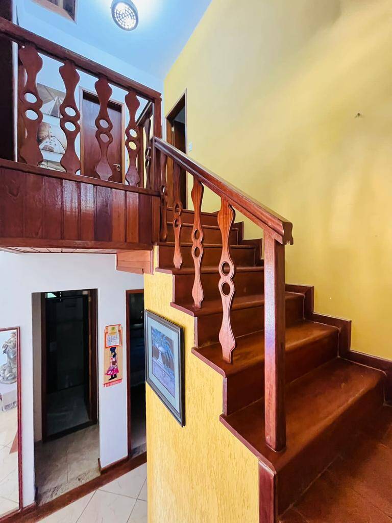 Casa de Condomínio à venda com 4 quartos, 240m² - Foto 11