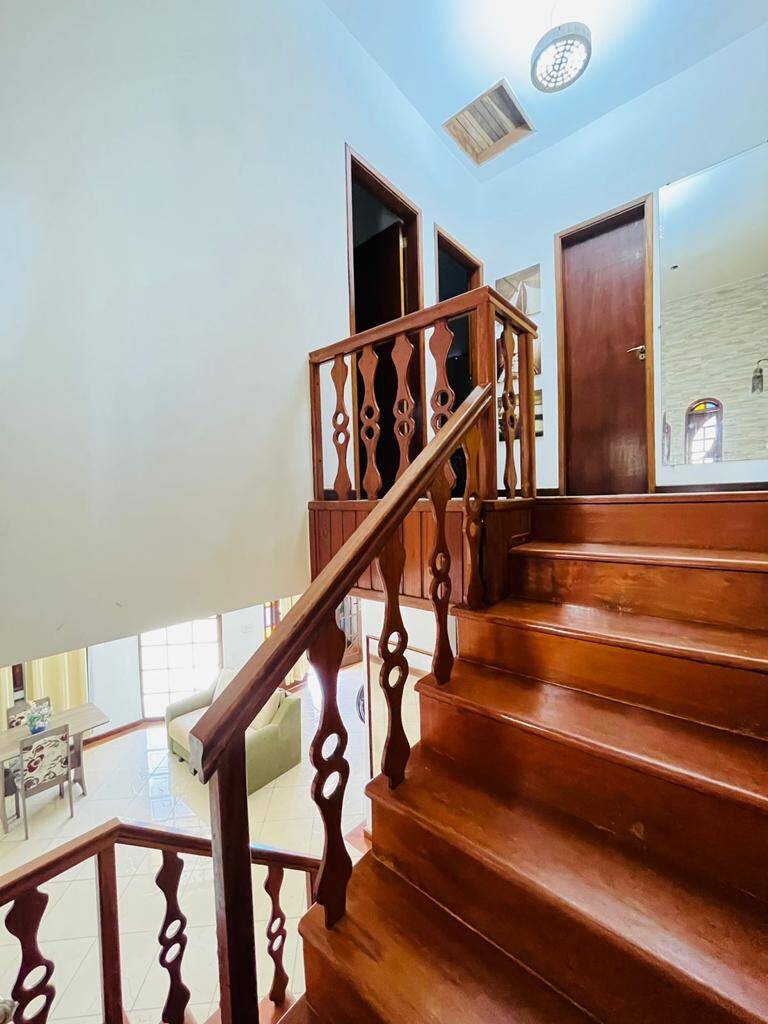 Casa de Condomínio à venda com 4 quartos, 240m² - Foto 12