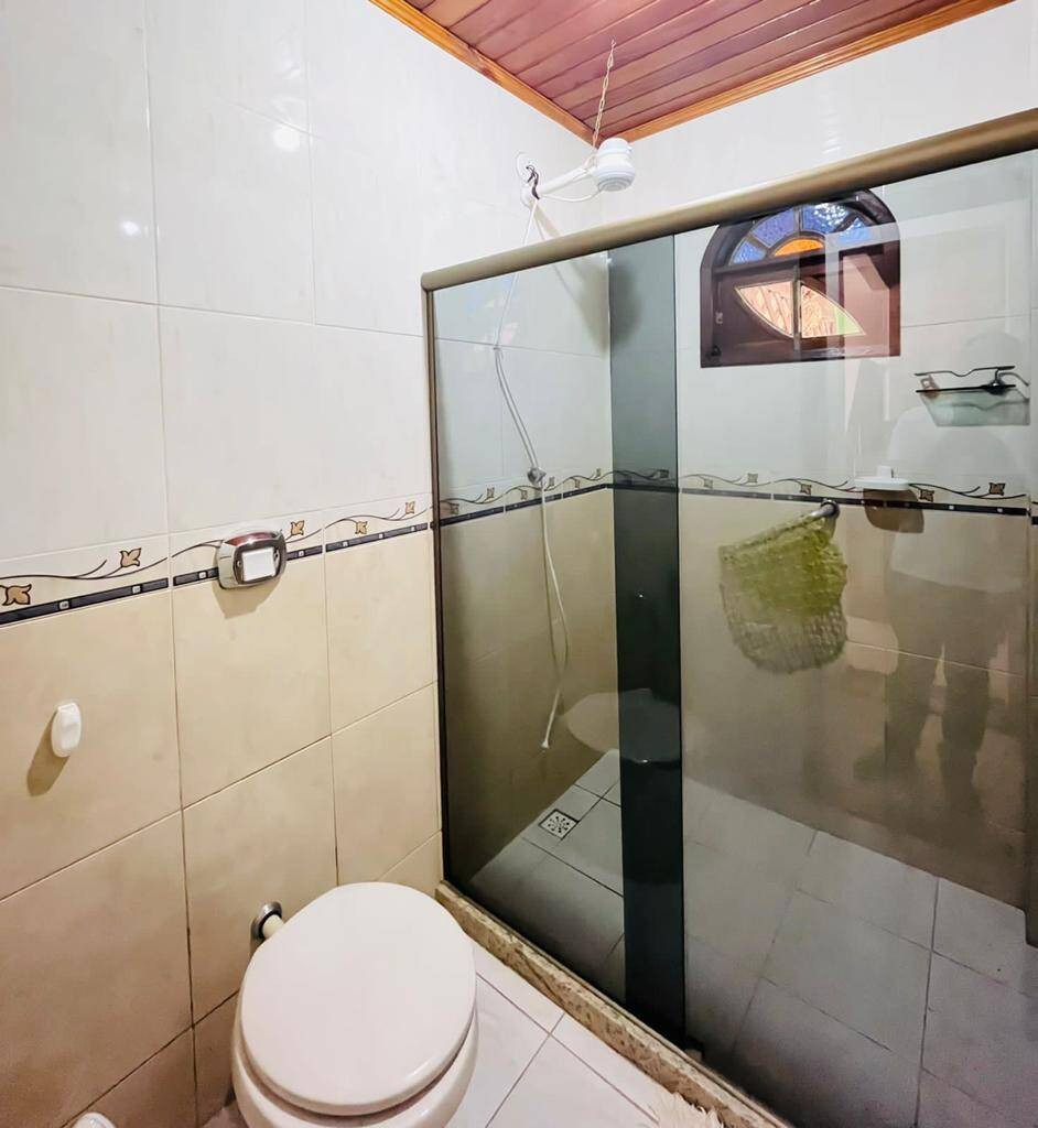 Casa de Condomínio à venda com 4 quartos, 240m² - Foto 24