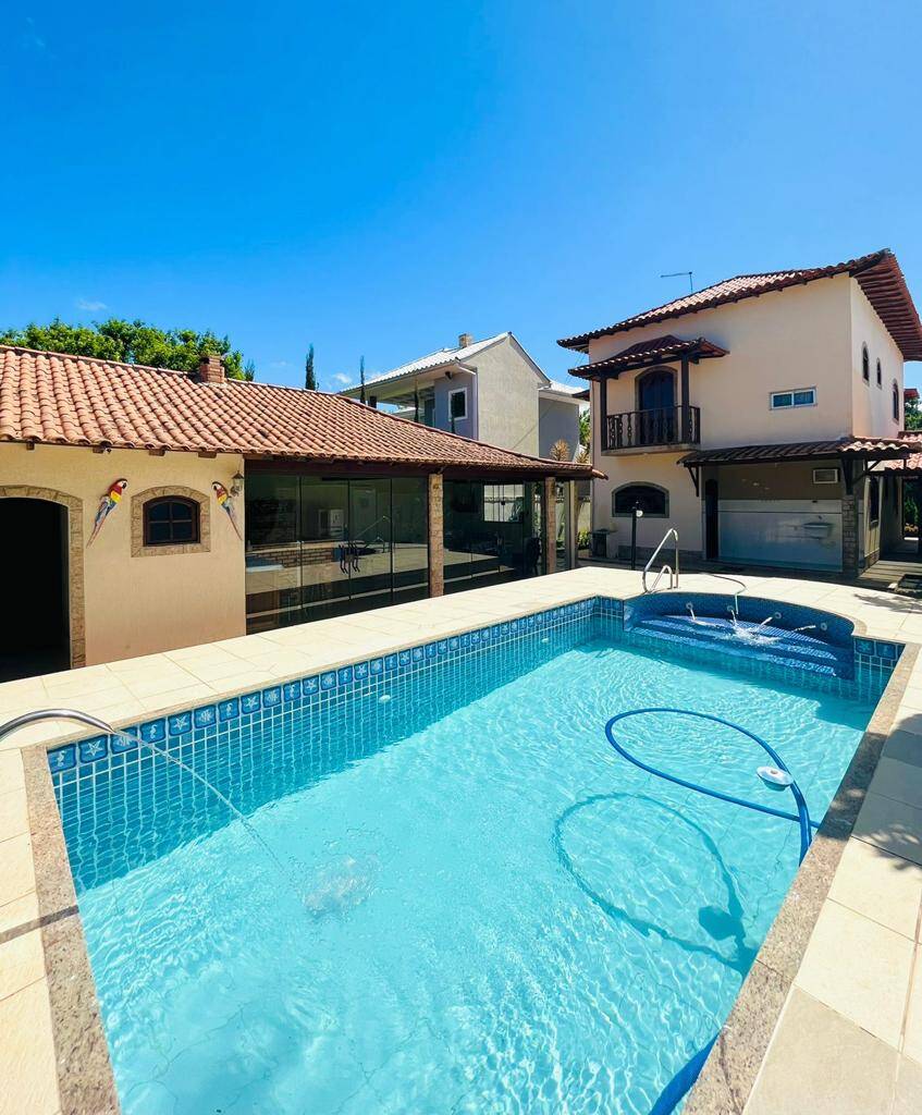 Casa de Condomínio à venda com 4 quartos, 240m² - Foto 32