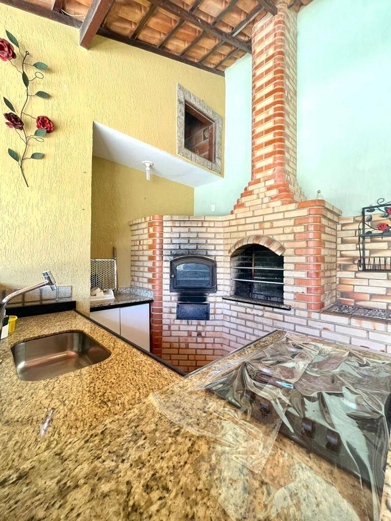 Casa de Condomínio à venda com 4 quartos, 240m² - Foto 29