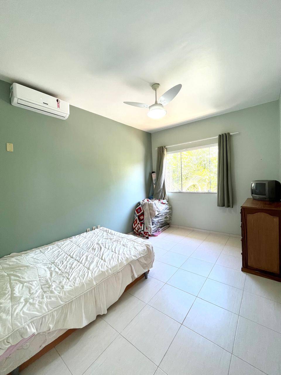 Casa de Condomínio à venda com 4 quartos, 206m² - Foto 22