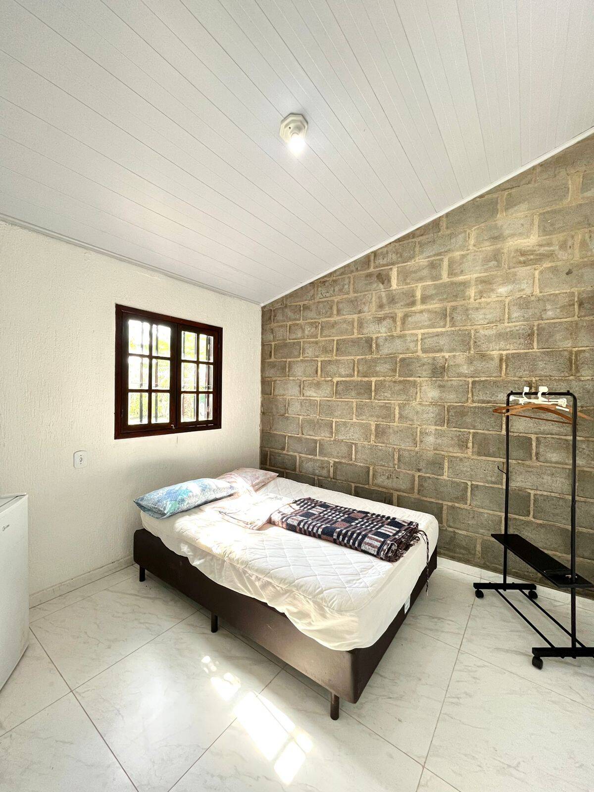 Casa à venda com 4 quartos, 600m² - Foto 12