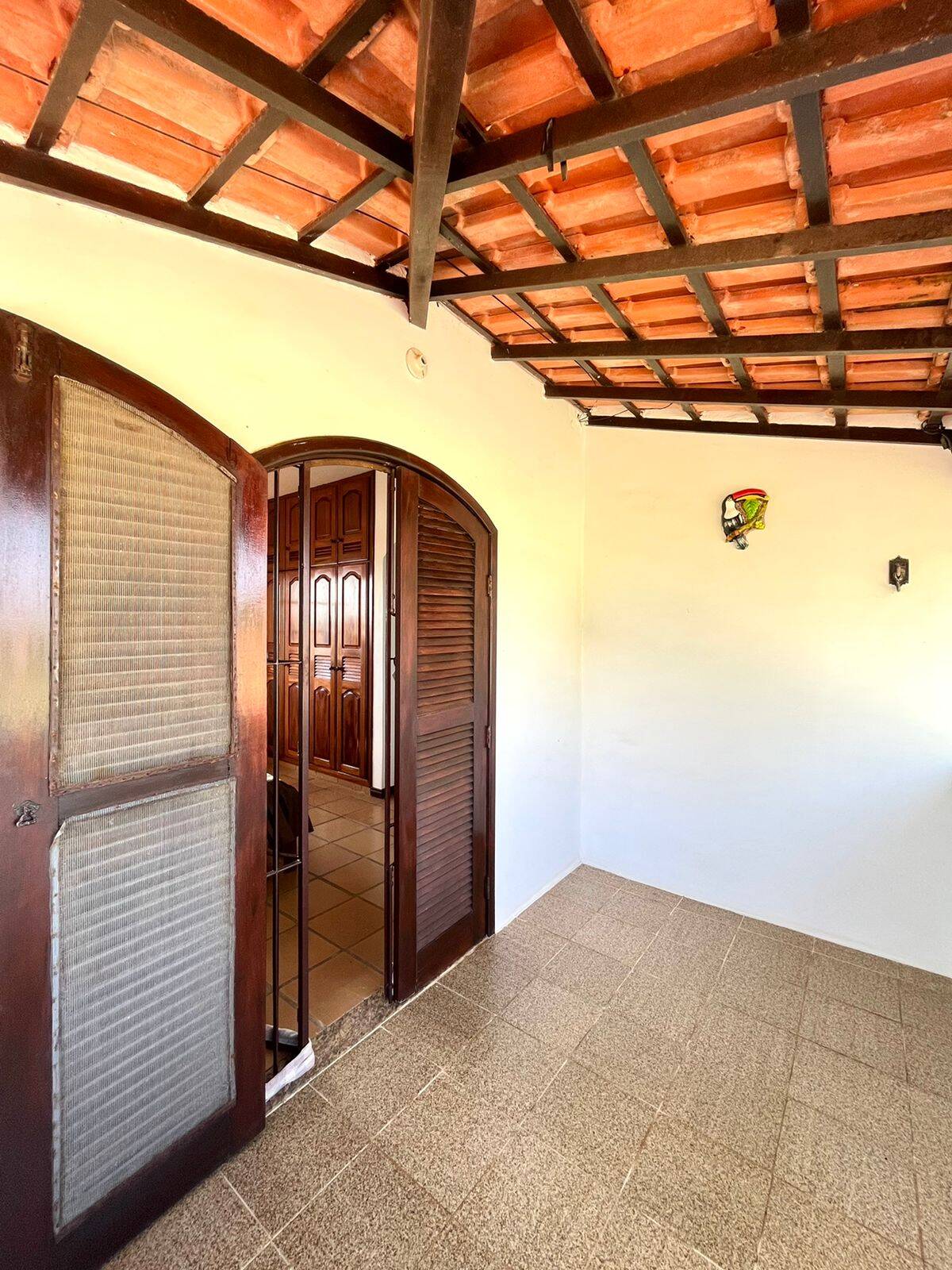 Casa à venda com 4 quartos, 600m² - Foto 11