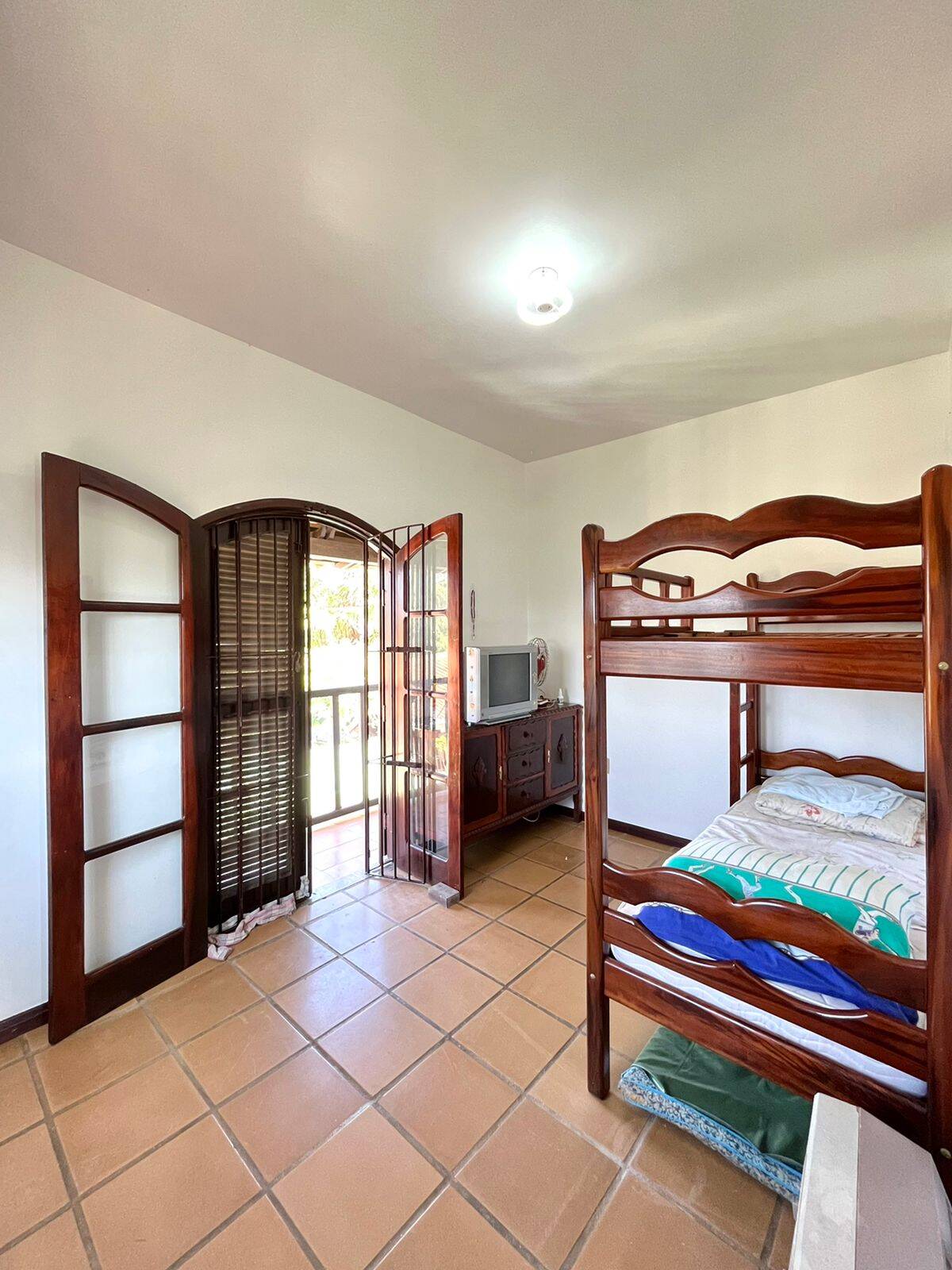Casa à venda com 4 quartos, 600m² - Foto 7