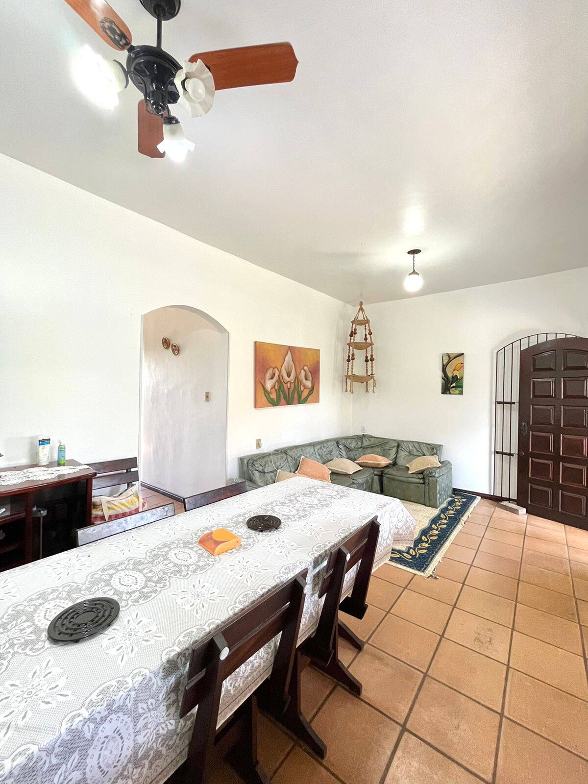 Casa à venda com 4 quartos, 600m² - Foto 3