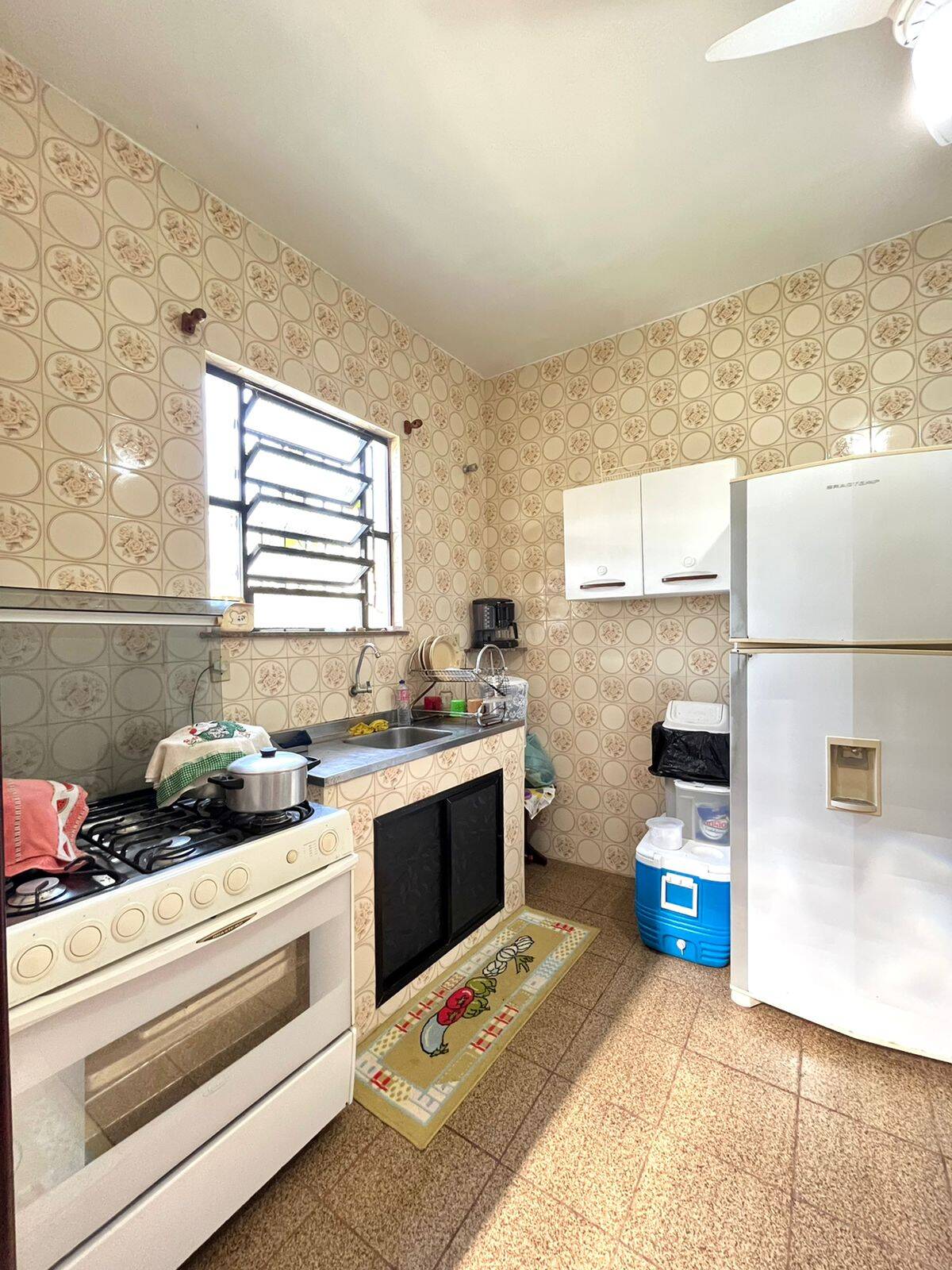 Casa à venda com 4 quartos, 600m² - Foto 4