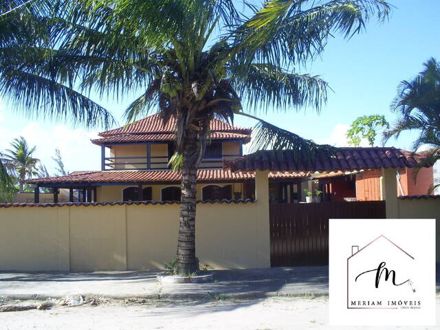 #897 - Casa para Venda em Araruama - RJ - 2