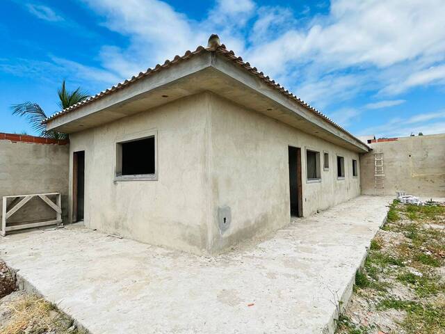 #1059 - Casa em condomínio para Venda em Araruama - RJ