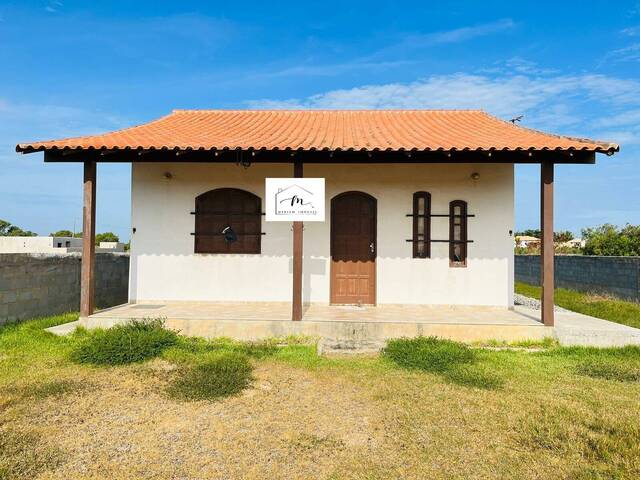 #1066 - Casa para Venda em Araruama - RJ