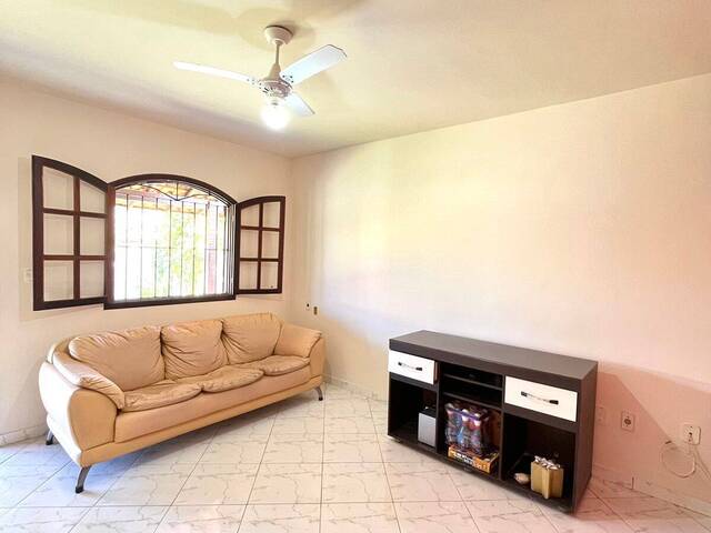 Casa para Venda em Araruama - 5