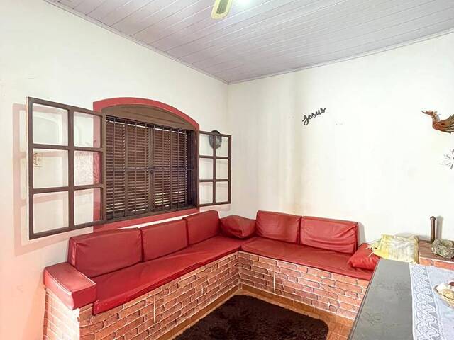 Casa para Venda em Araruama - 5