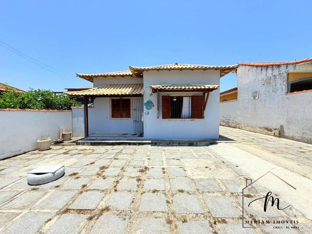 #1305 - Casa para Venda em Araruama - RJ