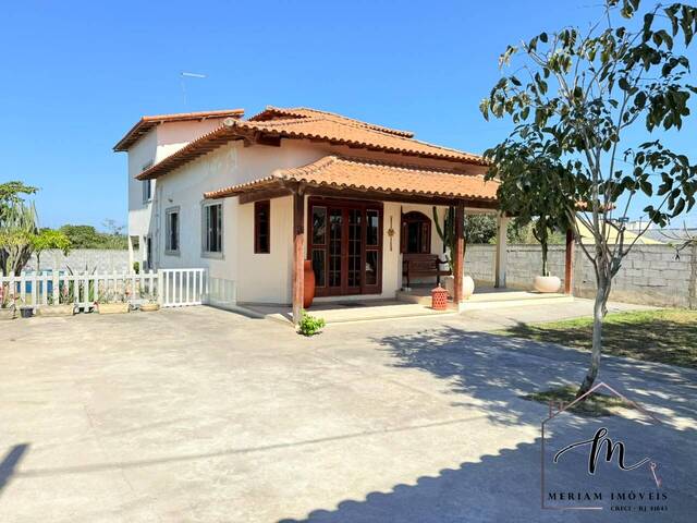 Casa para Venda em Araruama - 2