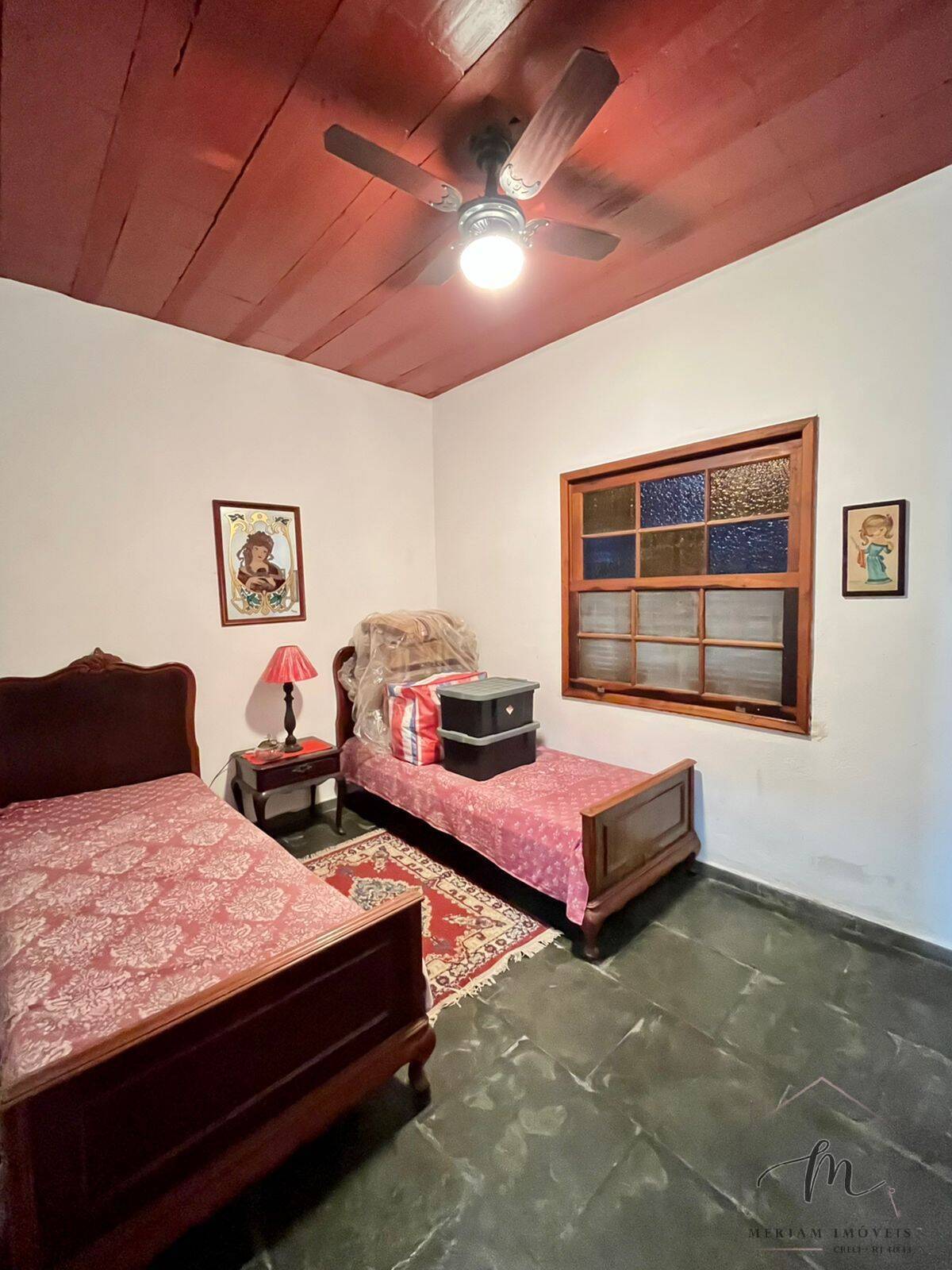 Casa à venda com 6 quartos, 140m² - Foto 19