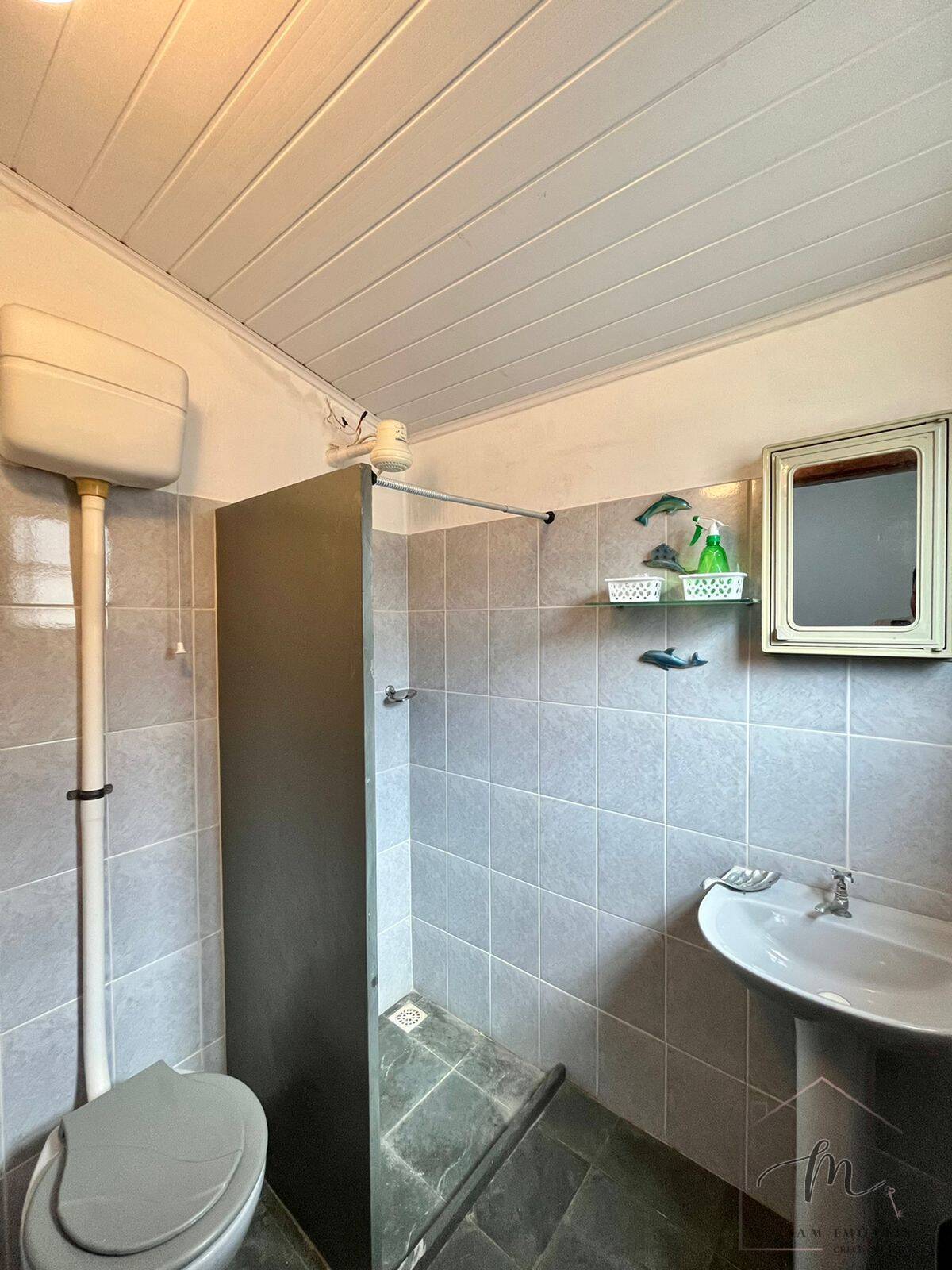 Casa à venda com 6 quartos, 140m² - Foto 21