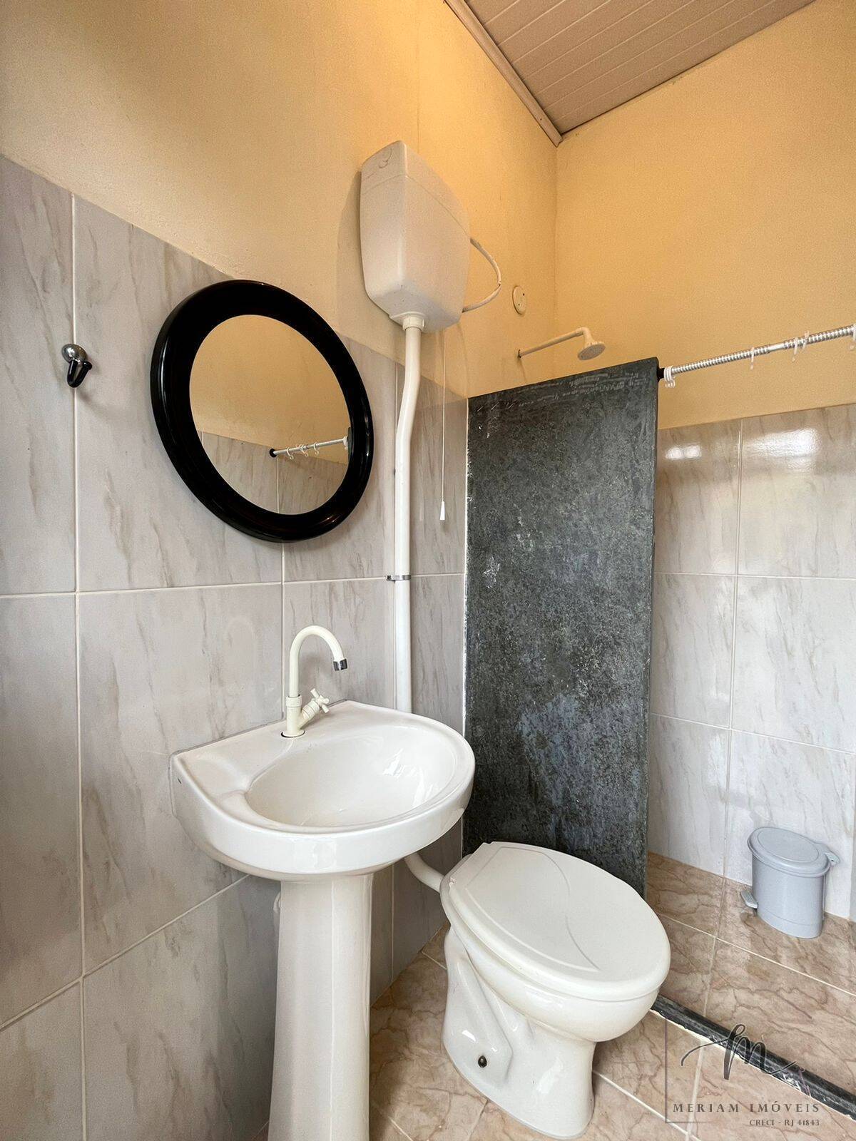 Casa à venda com 6 quartos, 140m² - Foto 25