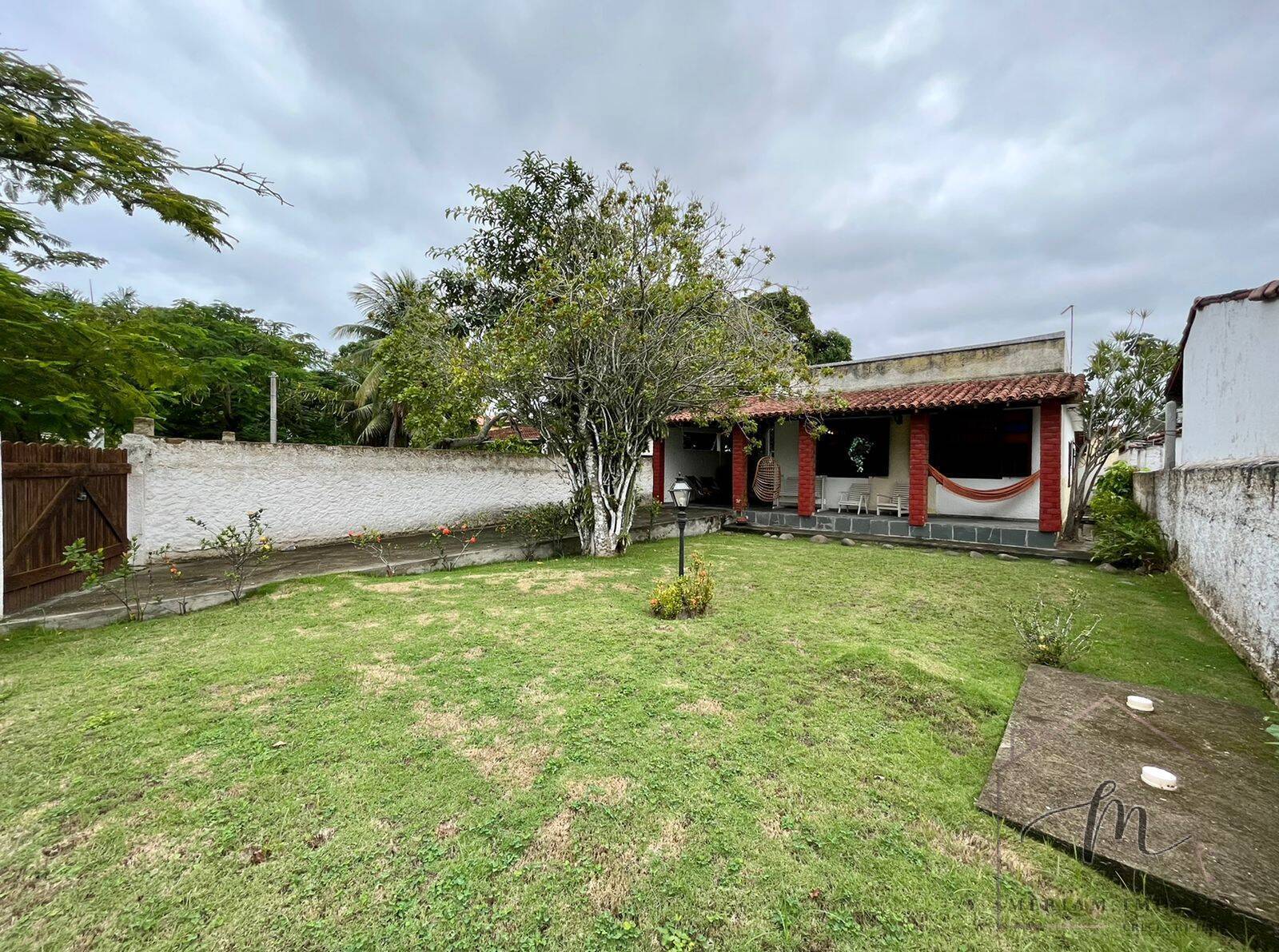 Casa à venda com 6 quartos, 140m² - Foto 5