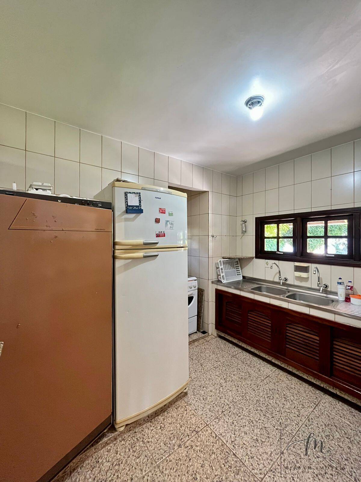 Casa de Condomínio à venda com 4 quartos, 900m² - Foto 11