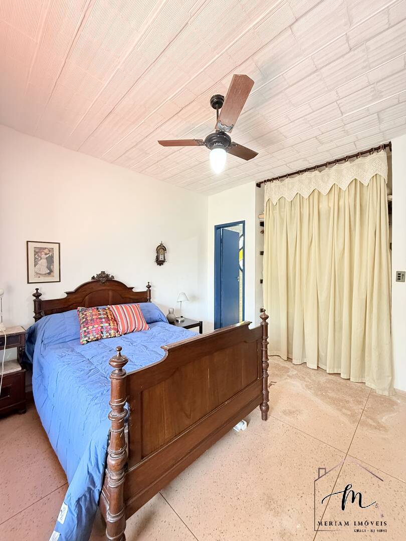 Casa à venda com 4 quartos, 203m² - Foto 14