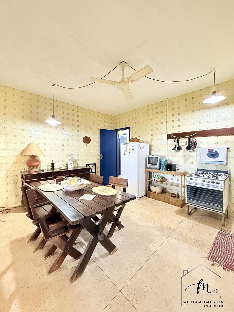 Casa à venda com 4 quartos, 203m² - Foto 10