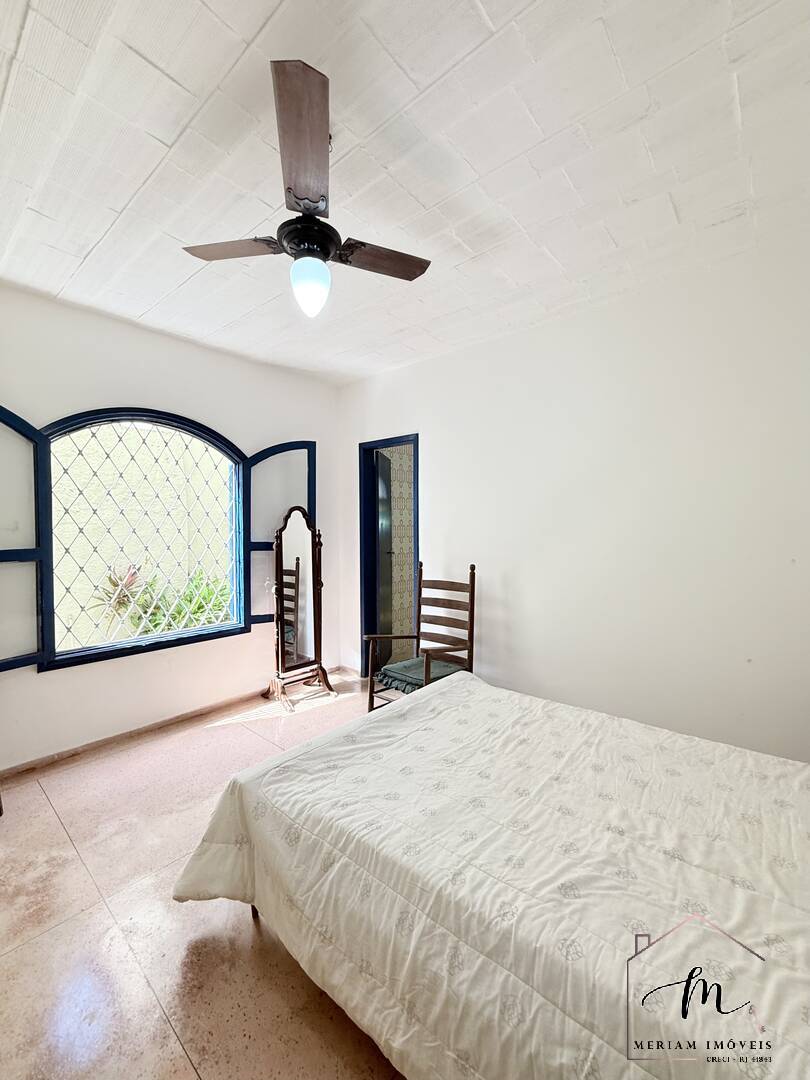 Casa à venda com 4 quartos, 203m² - Foto 18